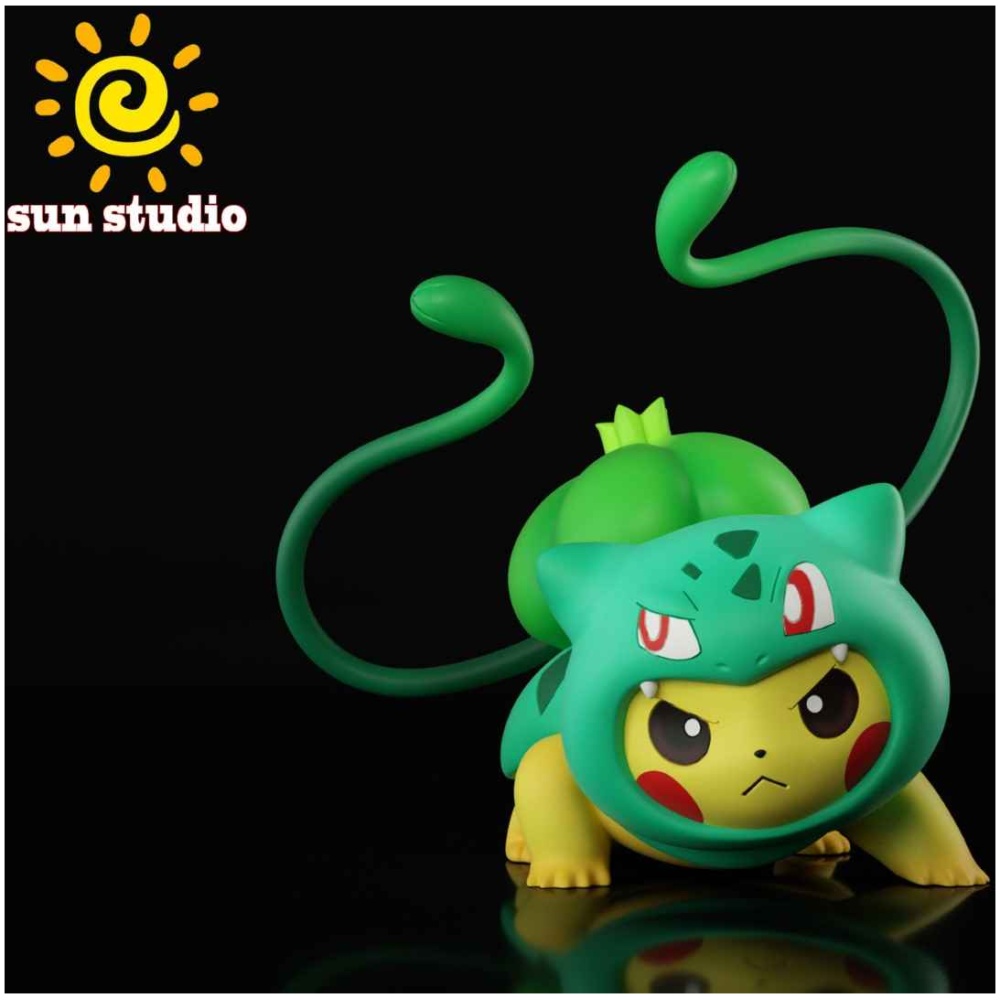 11304201435 <div>【工作室】：sun studio（太陽工作室）
【產品名字】：皮卡丘變裝妙蛙種子
【產品尺寸】：身子長度約12cm
【產品材質】 ：寶麗石 pu
【產品售價】 ：1550 定金550
預定時間：4月19號16點
預計出貨時間：截單後4個月左右
運送方式：順豐保價到付</div> 截單後4個月出貨 Sun studio（太陽工作室） 皮卡丘變裝妙蛙種子 0520